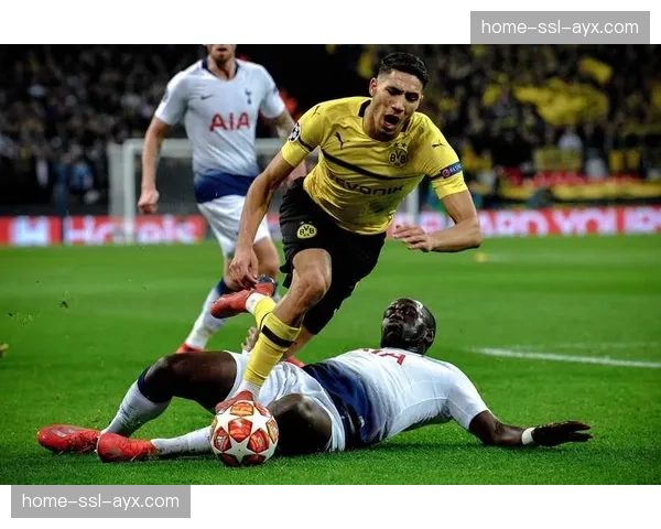 评论:科隆保级形势严峻,是战术僵化还是阵容硬实力不足? 评论:科隆保级形势严峻,是战术僵化还是阵容硬实力不足?